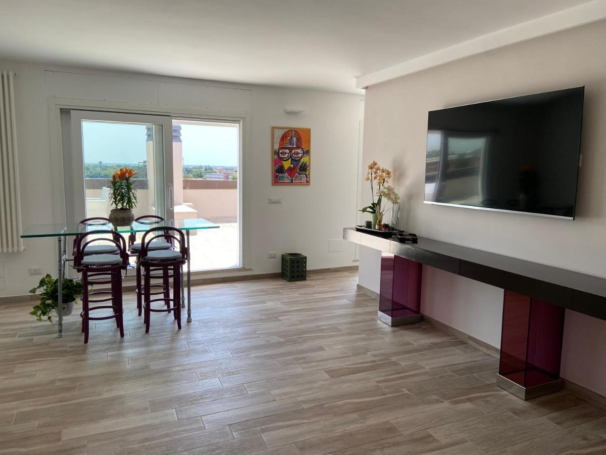 Attico Panoramico Luxury Roma Apartment Bagian luar foto