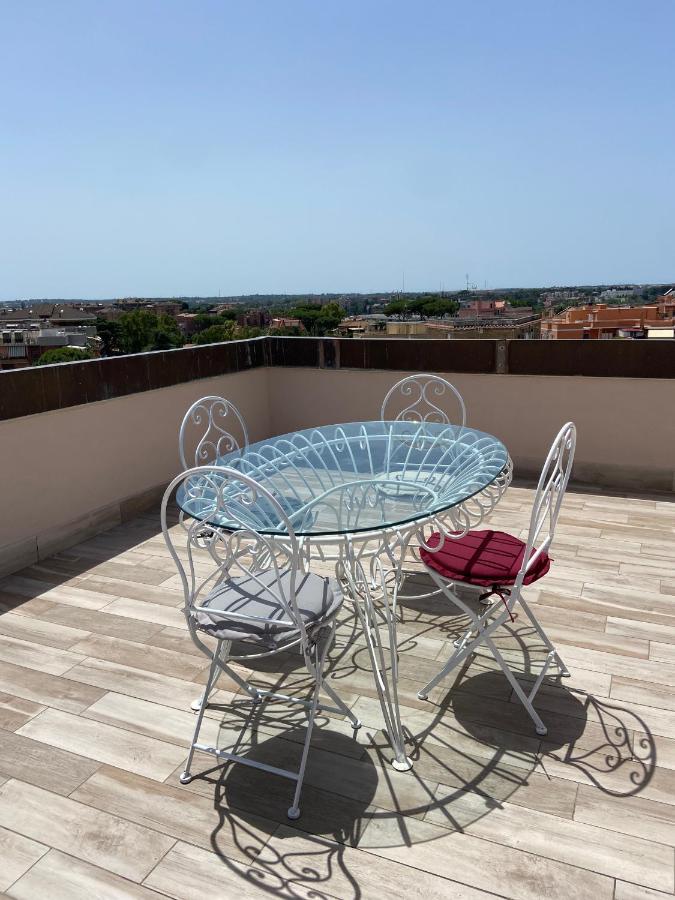Attico Panoramico Luxury Roma Apartment Bagian luar foto