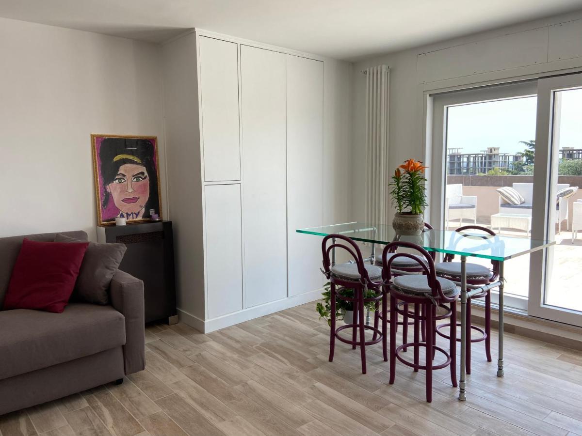 Attico Panoramico Luxury Roma Apartment Bagian luar foto
