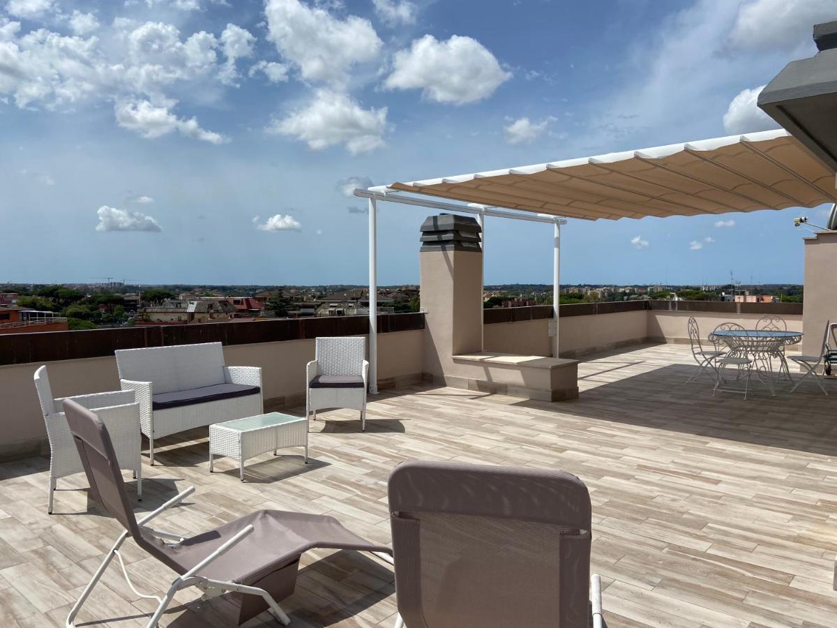 Attico Panoramico Luxury Roma Apartment Bagian luar foto